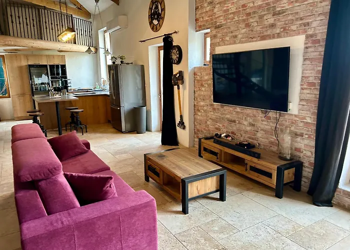 Notre Dame Des Anges * Lurs