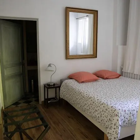 Notre Dame Des Anges Apartment